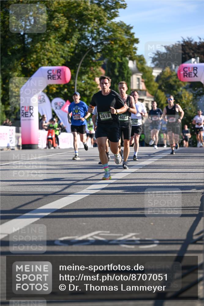 07.09.2025 - BARMER Alsterlauf Dr. Thomas Lammeyer http://msf.ph/oto/8707051 07.09.2025 09:26:21 Laufen 6178, 2618, 4022, 3388 meine-sportfotos.de
