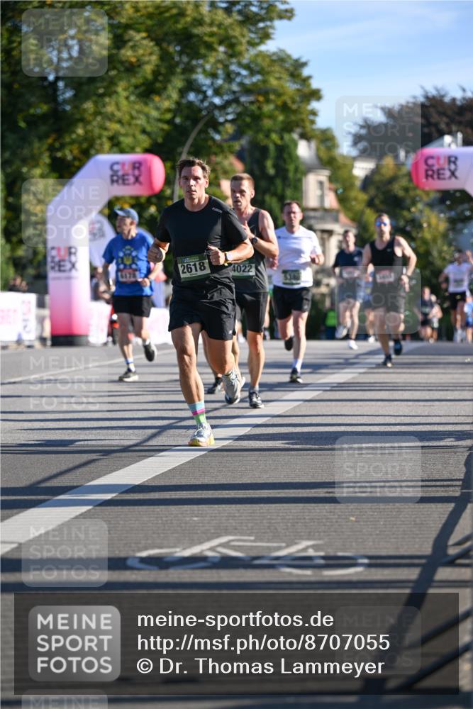 07.09.2025 - BARMER Alsterlauf Dr. Thomas Lammeyer http://msf.ph/oto/8707055 07.09.2025 09:26:21 Laufen 2618, 4022 meine-sportfotos.de