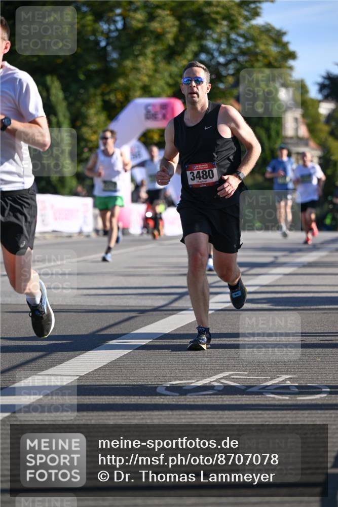07.09.2025 - BARMER Alsterlauf Dr. Thomas Lammeyer http://msf.ph/oto/8707078 07.09.2025 09:26:25 Laufen 1, 3480 meine-sportfotos.de