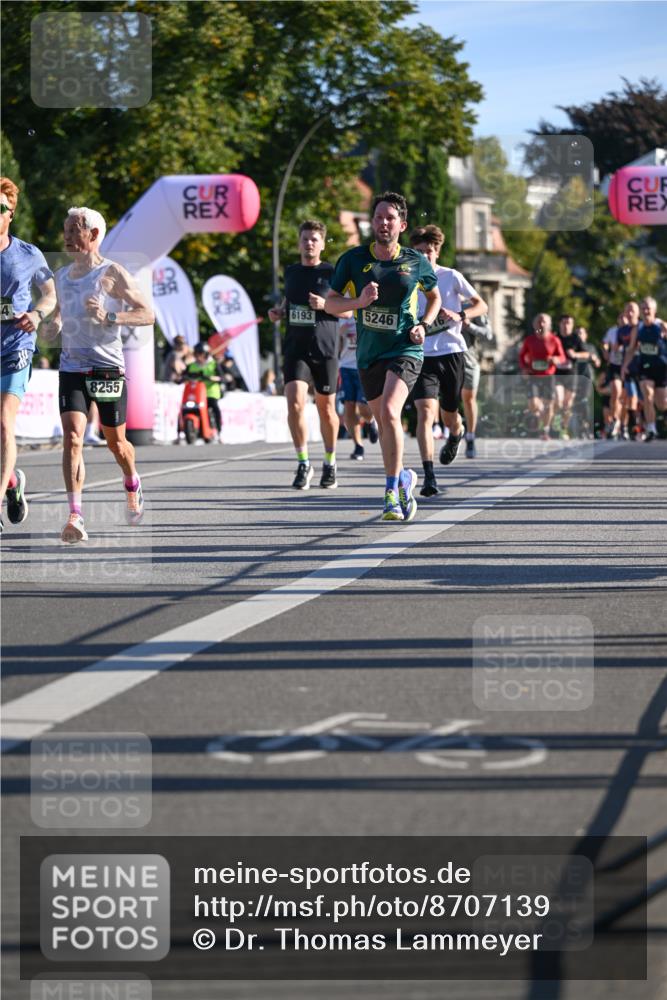 07.09.2025 - BARMER Alsterlauf Dr. Thomas Lammeyer http://msf.ph/oto/8707139 07.09.2025 09:26:38 Laufen 8255, 6193, 5246 meine-sportfotos.de