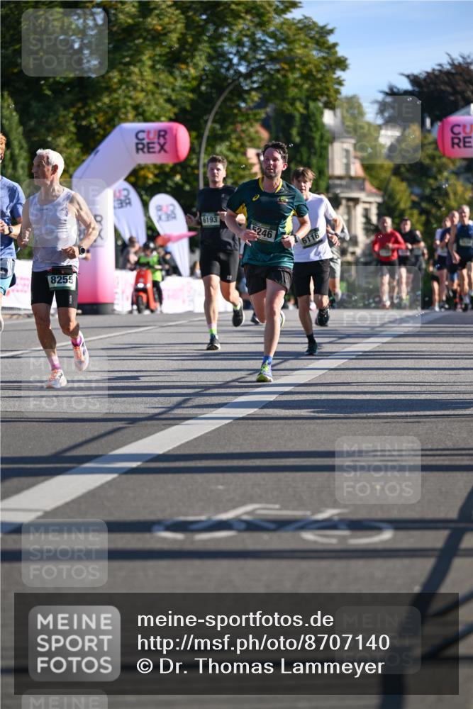 07.09.2025 - BARMER Alsterlauf Dr. Thomas Lammeyer http://msf.ph/oto/8707140 07.09.2025 09:26:38 Laufen 8255, 6193, 5246, 6116 meine-sportfotos.de