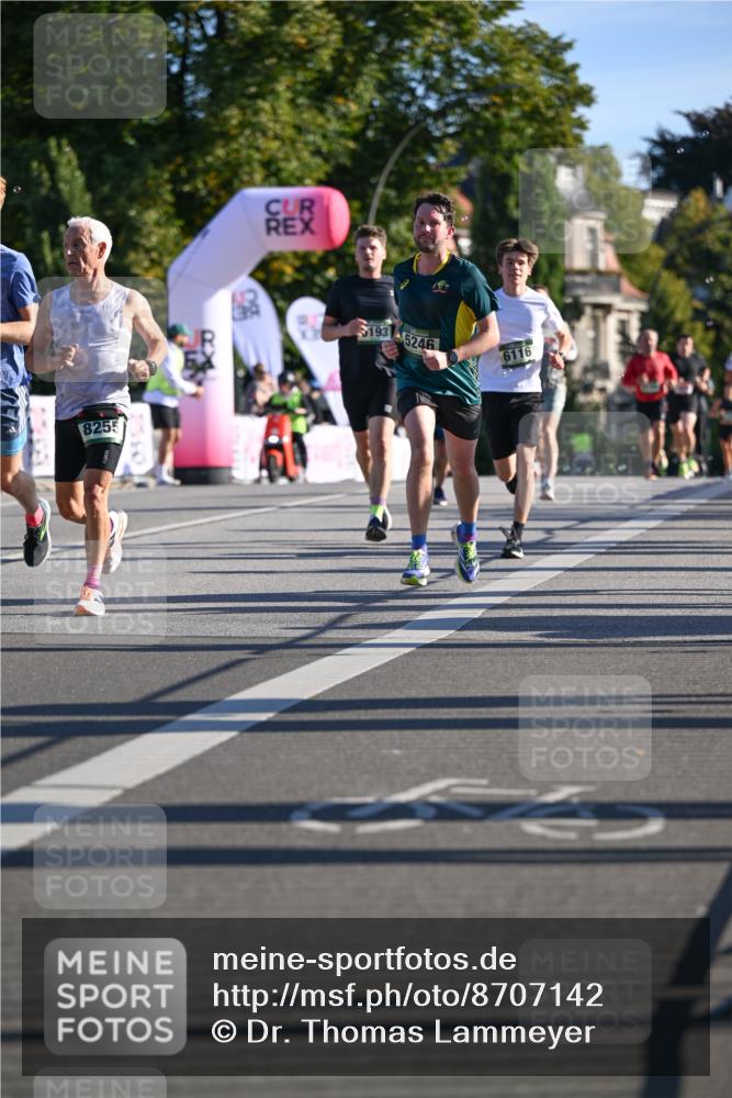 07.09.2025 - BARMER Alsterlauf Dr. Thomas Lammeyer http://msf.ph/oto/8707142 07.09.2025 09:26:38 Laufen 8255, 193, 5246, 6116 meine-sportfotos.de