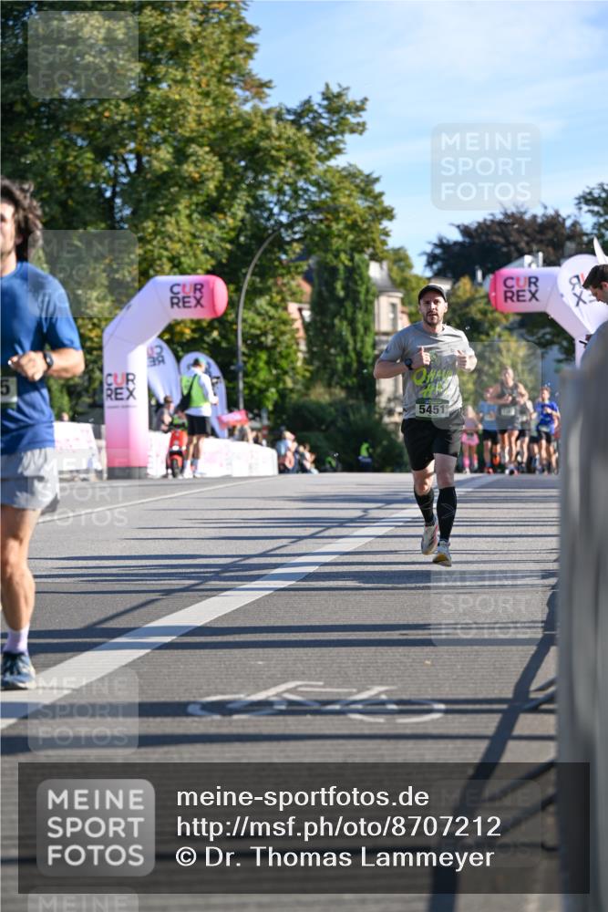 07.09.2025 - BARMER Alsterlauf Dr. Thomas Lammeyer http://msf.ph/oto/8707212 07.09.2025 09:26:53 Laufen 5, 5451 meine-sportfotos.de