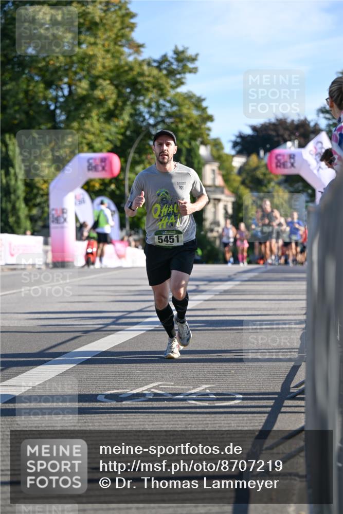 07.09.2025 - BARMER Alsterlauf Dr. Thomas Lammeyer http://msf.ph/oto/8707219 07.09.2025 09:26:54 Laufen 5451, 19 meine-sportfotos.de