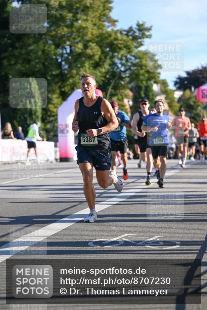 07.09.2025 - BARMER Alsterlauf Dr. Thomas Lammeyer http://msf.ph/oto/8707230 07.09.2025 09:27:01 Laufen 5387, 5288 meine-sportfotos.de