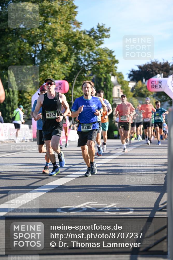 07.09.2025 - BARMER Alsterlauf Dr. Thomas Lammeyer http://msf.ph/oto/8707237 07.09.2025 09:27:02 Laufen 4382, 5288, 4575 meine-sportfotos.de