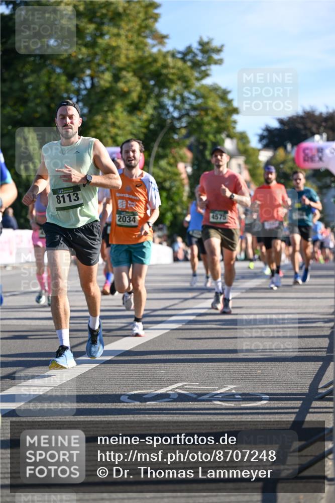 07.09.2025 - BARMER Alsterlauf Dr. Thomas Lammeyer http://msf.ph/oto/8707248 07.09.2025 09:27:04 Laufen 8113, 2034, 4575 meine-sportfotos.de