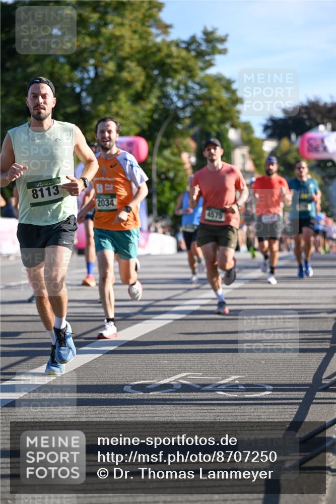07.09.2025 - BARMER Alsterlauf Dr. Thomas Lammeyer http://msf.ph/oto/8707250 07.09.2025 09:27:04 Laufen 8113, 2034, 4575 meine-sportfotos.de