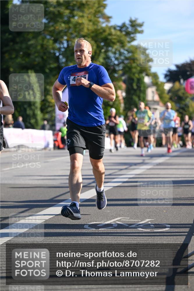 07.09.2025 - BARMER Alsterlauf Dr. Thomas Lammeyer http://msf.ph/oto/8707282 07.09.2025 09:27:10 Laufen 45 meine-sportfotos.de