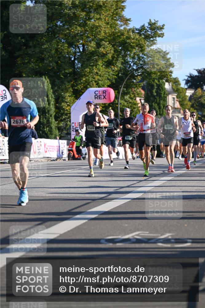 07.09.2025 - BARMER Alsterlauf Dr. Thomas Lammeyer http://msf.ph/oto/8707309 07.09.2025 09:27:16 Laufen 51, 2676, 4569, 877, 4959, 4030, 2601 meine-sportfotos.de