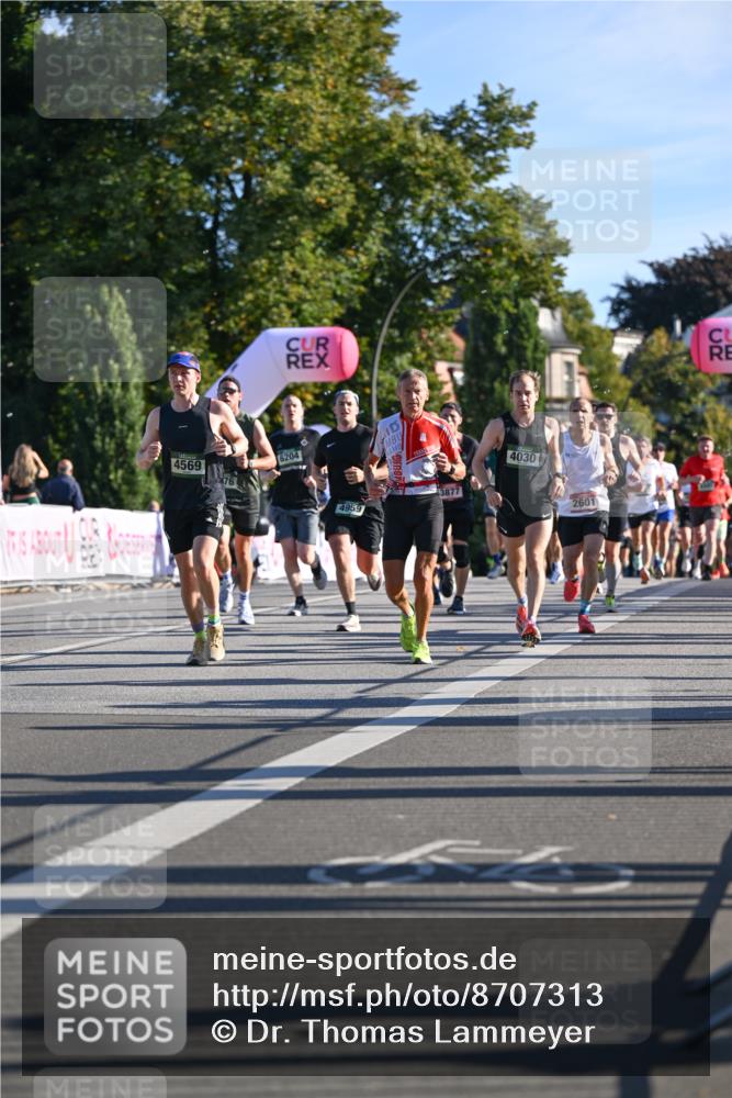 07.09.2025 - BARMER Alsterlauf Dr. Thomas Lammeyer http://msf.ph/oto/8707313 07.09.2025 09:27:16 Laufen 4569, 6204, 4959, 3877, 4030, 2601 meine-sportfotos.de