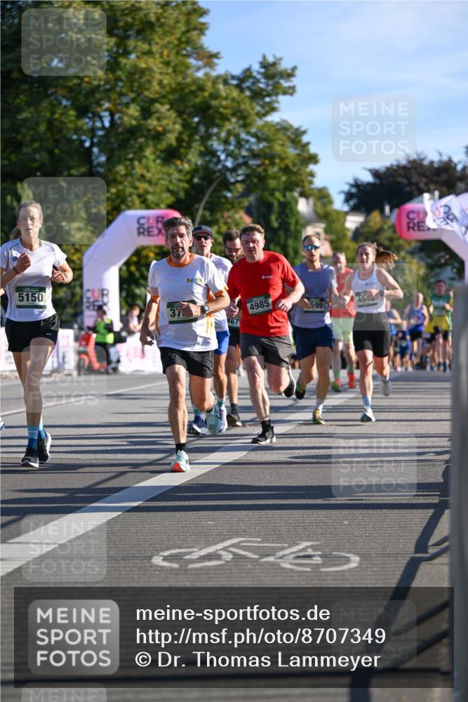 07.09.2025 - BARMER Alsterlauf Dr. Thomas Lammeyer http://msf.ph/oto/8707349 07.09.2025 09:27:23 Laufen 5150, 93, 4985, 599, 53, 4543 meine-sportfotos.de