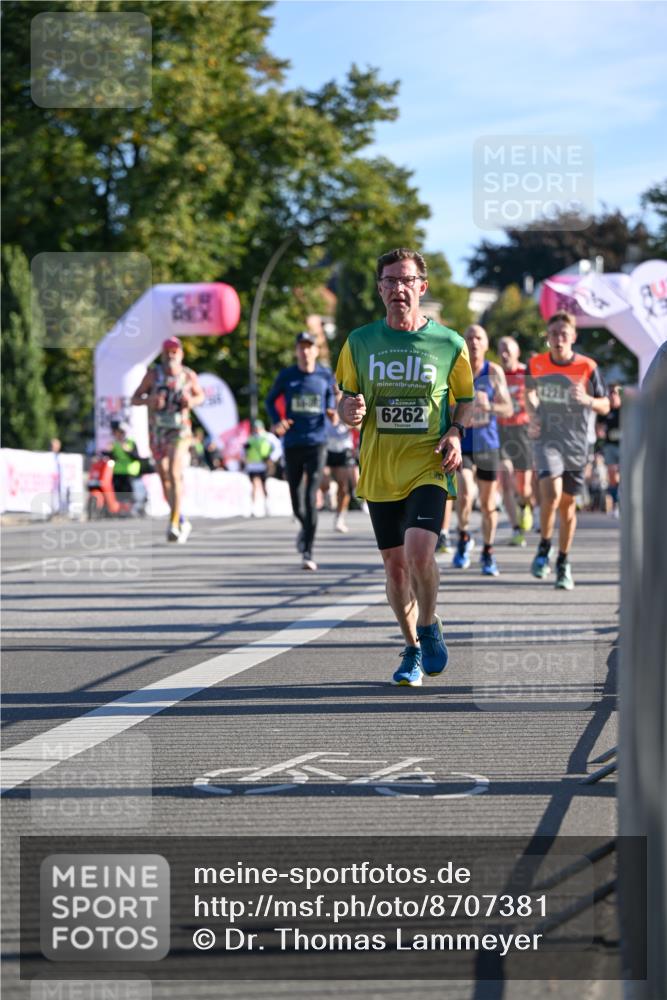 07.09.2025 - BARMER Alsterlauf Dr. Thomas Lammeyer http://msf.ph/oto/8707381 07.09.2025 09:27:30 Laufen 6262 meine-sportfotos.de