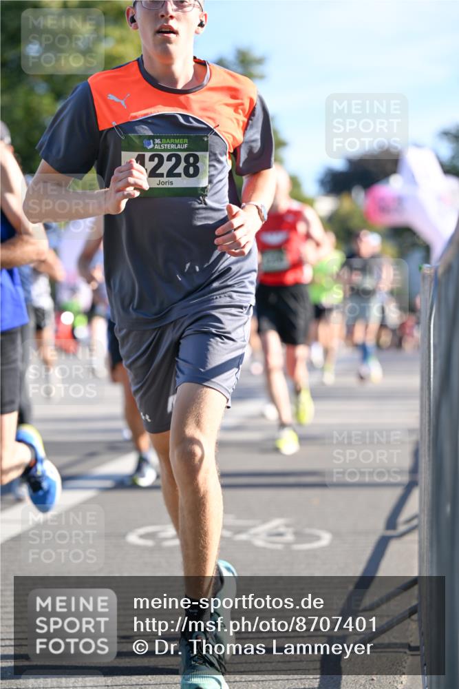 07.09.2025 - BARMER Alsterlauf Dr. Thomas Lammeyer http://msf.ph/oto/8707401 07.09.2025 09:27:33 Laufen 36, 228 meine-sportfotos.de