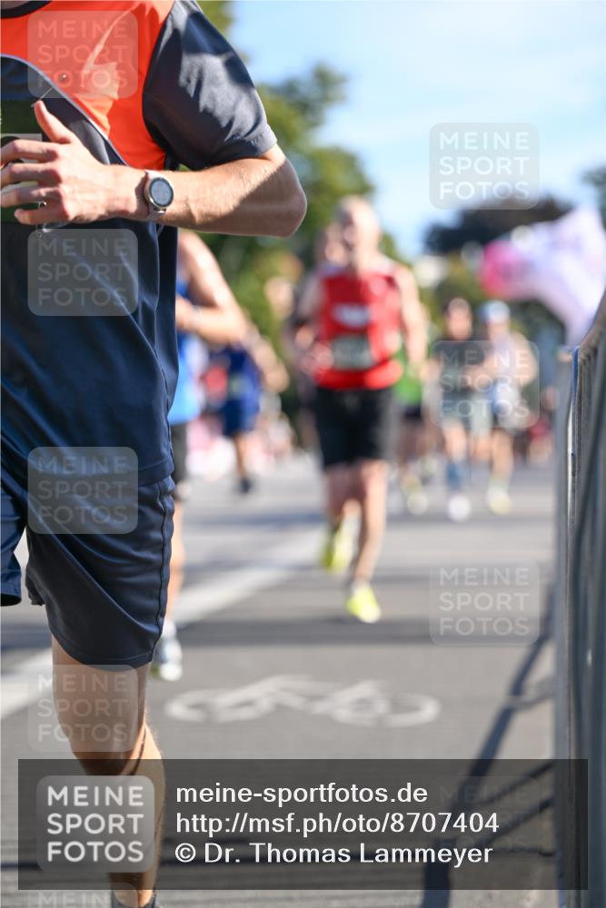07.09.2025 - BARMER Alsterlauf Dr. Thomas Lammeyer http://msf.ph/oto/8707404 07.09.2025 09:27:34 Laufen  meine-sportfotos.de