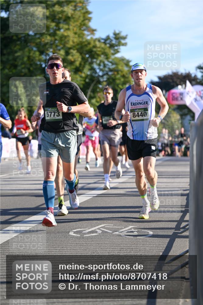 07.09.2025 - BARMER Alsterlauf Dr. Thomas Lammeyer http://msf.ph/oto/8707418 07.09.2025 09:27:37 Laufen 5773, 8440 meine-sportfotos.de
