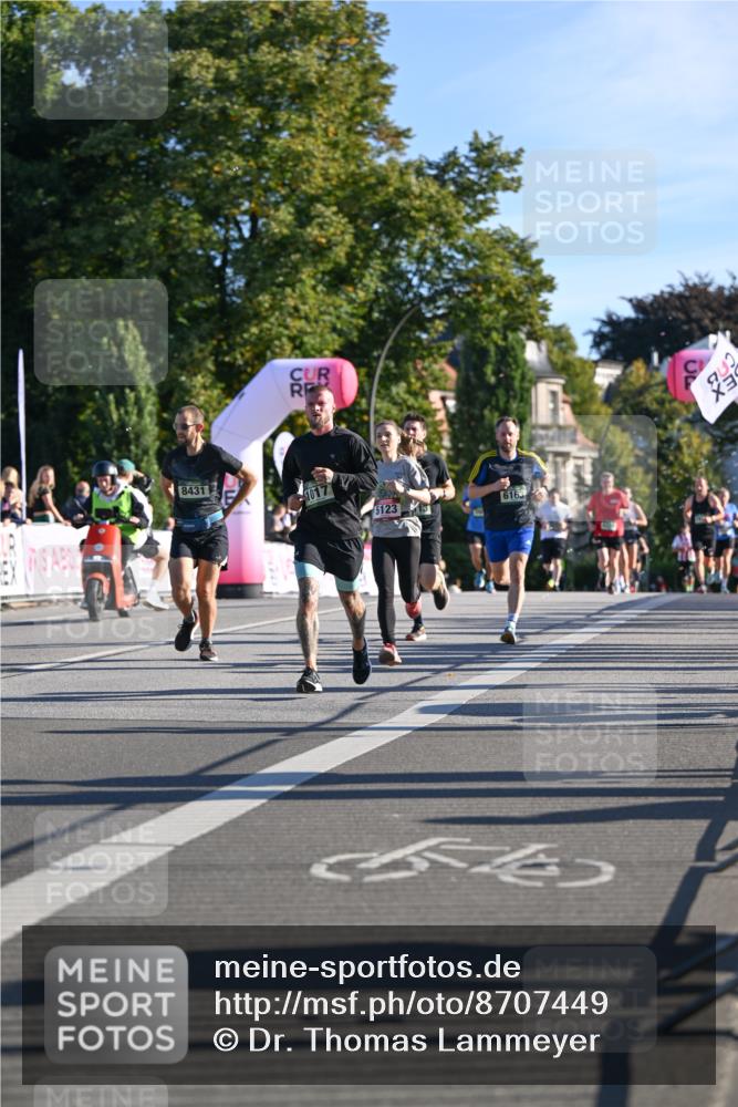07.09.2025 - BARMER Alsterlauf Dr. Thomas Lammeyer http://msf.ph/oto/8707449 07.09.2025 09:27:44 Laufen 8431, 1017, 5123, 6163 meine-sportfotos.de