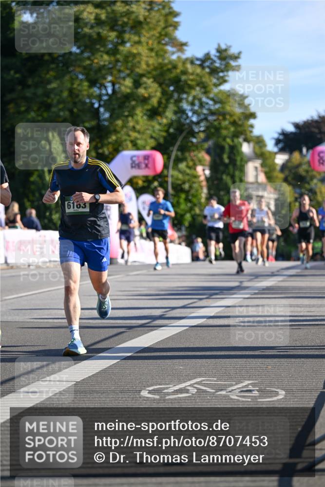 07.09.2025 - BARMER Alsterlauf Dr. Thomas Lammeyer http://msf.ph/oto/8707453 07.09.2025 09:27:47 Laufen 6163, 44 meine-sportfotos.de