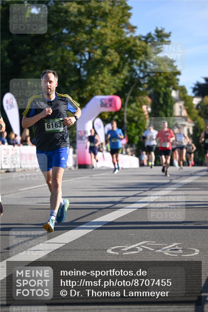 07.09.2025 - BARMER Alsterlauf Dr. Thomas Lammeyer http://msf.ph/oto/8707455 07.09.2025 09:27:48 Laufen 6163, 64 meine-sportfotos.de