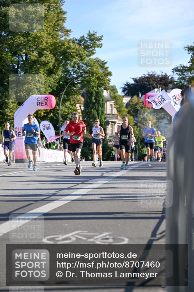 07.09.2025 - BARMER Alsterlauf Dr. Thomas Lammeyer http://msf.ph/oto/8707460 07.09.2025 09:27:49 Laufen 8316, 3981, 6229, 4821, 3916, 5423 meine-sportfotos.de