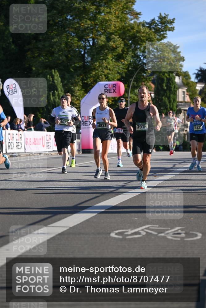 07.09.2025 - BARMER Alsterlauf Dr. Thomas Lammeyer http://msf.ph/oto/8707477 07.09.2025 09:27:52 Laufen 6073, 4821, 3916, 4131, 54, 5423 meine-sportfotos.de