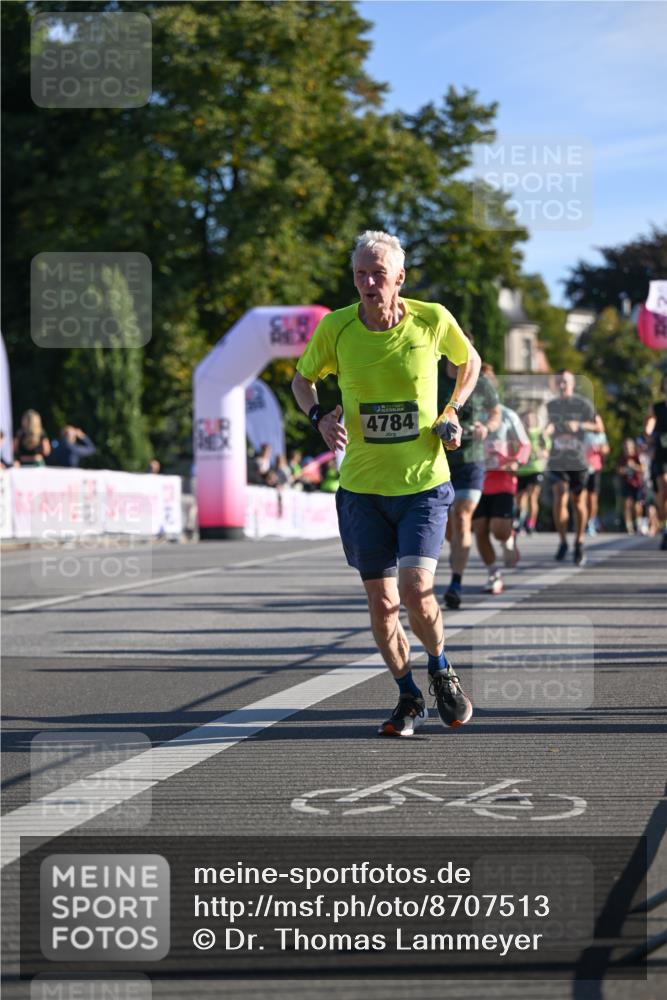 07.09.2025 - BARMER Alsterlauf Dr. Thomas Lammeyer http://msf.ph/oto/8707513 07.09.2025 09:27:59 Laufen 4784 meine-sportfotos.de