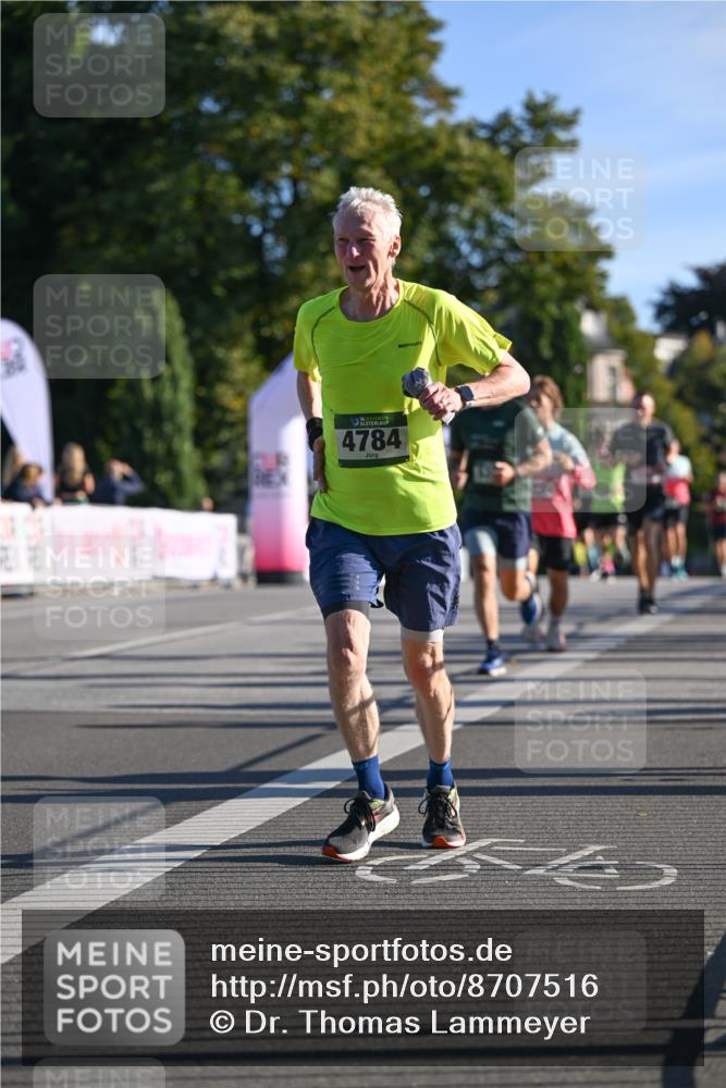 07.09.2025 - BARMER Alsterlauf Dr. Thomas Lammeyer http://msf.ph/oto/8707516 07.09.2025 09:28:00 Laufen 4784 meine-sportfotos.de