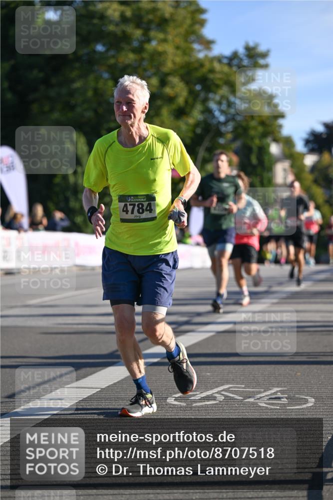 07.09.2025 - BARMER Alsterlauf Dr. Thomas Lammeyer http://msf.ph/oto/8707518 07.09.2025 09:28:00 Laufen 36, 4784 meine-sportfotos.de