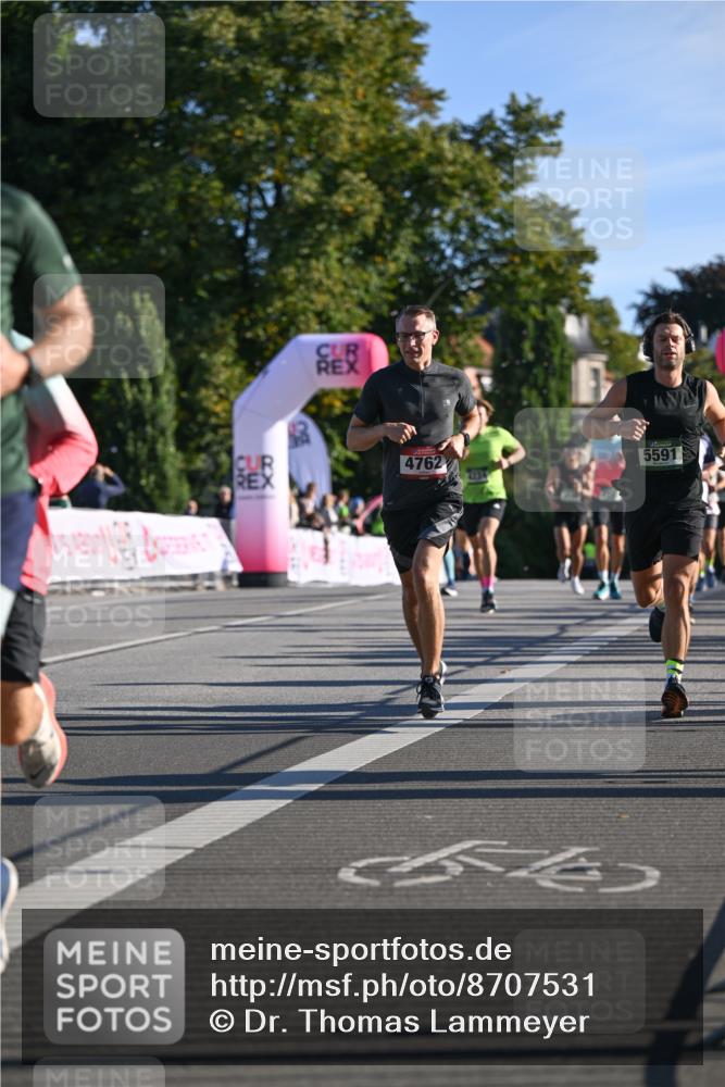 07.09.2025 - BARMER Alsterlauf Dr. Thomas Lammeyer http://msf.ph/oto/8707531 07.09.2025 09:28:03 Laufen 4762, 73234, 5591 meine-sportfotos.de