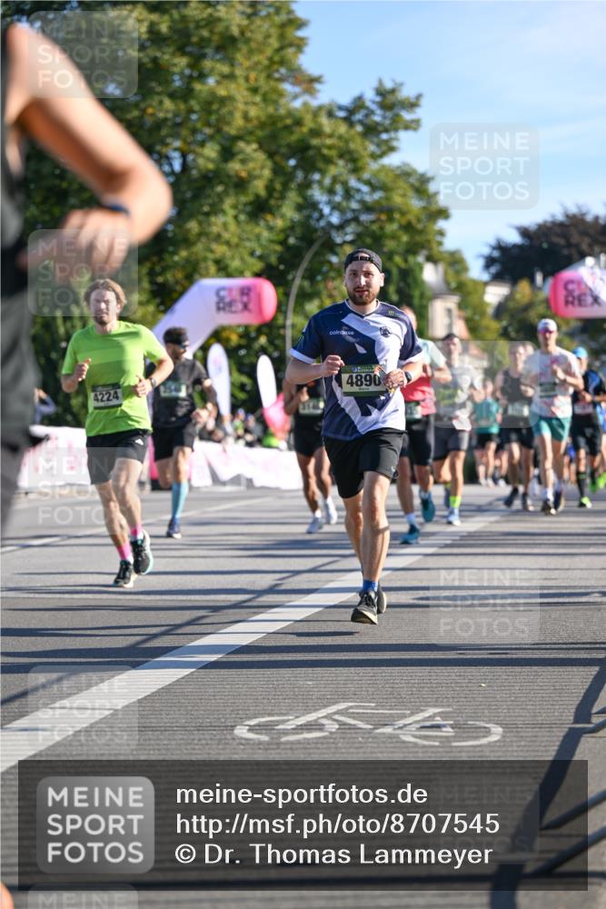 07.09.2025 - BARMER Alsterlauf Dr. Thomas Lammeyer http://msf.ph/oto/8707545 07.09.2025 09:28:06 Laufen 4224, 4890 meine-sportfotos.de