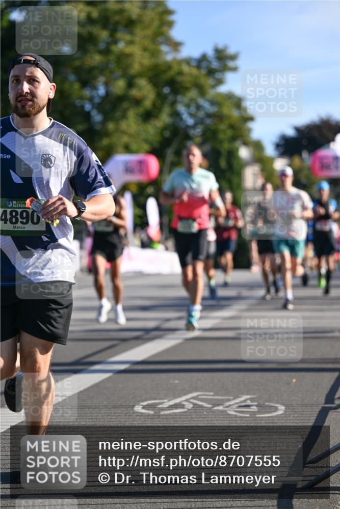 07.09.2025 - BARMER Alsterlauf Dr. Thomas Lammeyer http://msf.ph/oto/8707555 07.09.2025 09:28:07 Laufen 36, 4890, 53 meine-sportfotos.de
