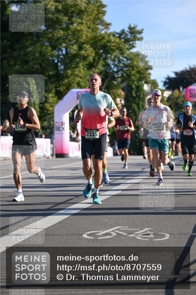 07.09.2025 - BARMER Alsterlauf Dr. Thomas Lammeyer http://msf.ph/oto/8707559 07.09.2025 09:28:08 Laufen 3140, 2335, 4805, 2357 meine-sportfotos.de