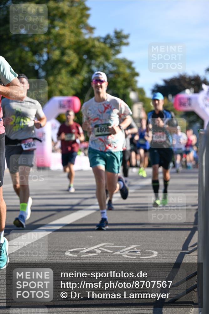 07.09.2025 - BARMER Alsterlauf Dr. Thomas Lammeyer http://msf.ph/oto/8707567 07.09.2025 09:28:09 Laufen 4809, 295 meine-sportfotos.de