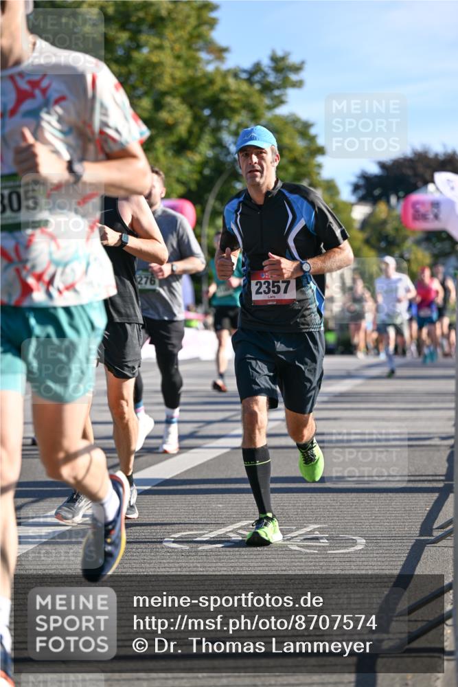 07.09.2025 - BARMER Alsterlauf Dr. Thomas Lammeyer http://msf.ph/oto/8707574 07.09.2025 09:28:11 Laufen 805, 276, 2357 meine-sportfotos.de