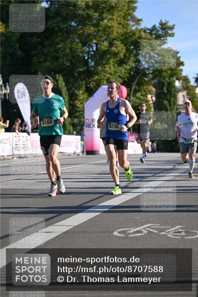 07.09.2025 - BARMER Alsterlauf Dr. Thomas Lammeyer http://msf.ph/oto/8707588 07.09.2025 09:28:13 Laufen 3160, 8236, 6067 meine-sportfotos.de