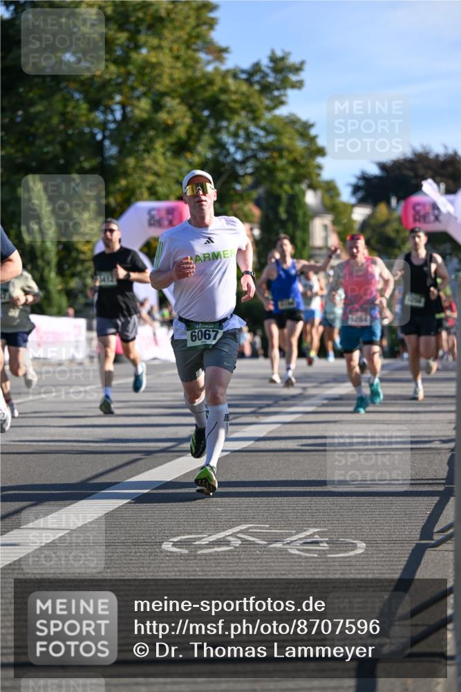 07.09.2025 - BARMER Alsterlauf Dr. Thomas Lammeyer http://msf.ph/oto/8707596 07.09.2025 09:28:15 Laufen 6067 meine-sportfotos.de