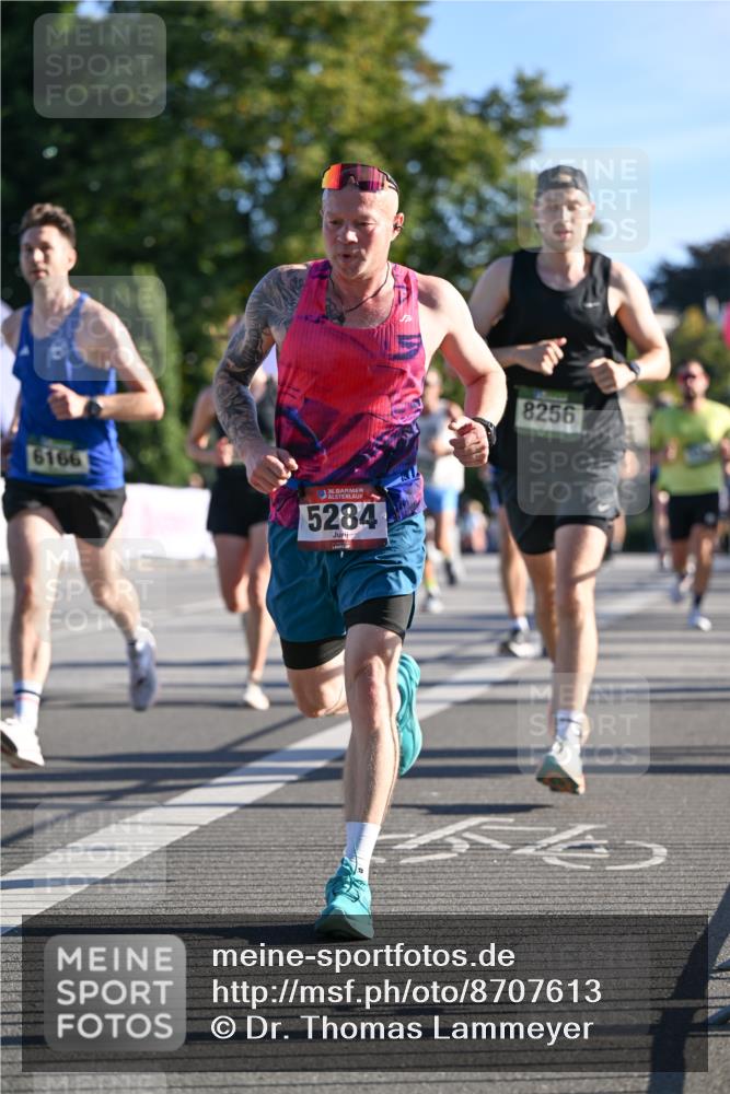 07.09.2025 - BARMER Alsterlauf Dr. Thomas Lammeyer http://msf.ph/oto/8707613 07.09.2025 09:28:18 Laufen 6166, 136, 5284, 8256 meine-sportfotos.de