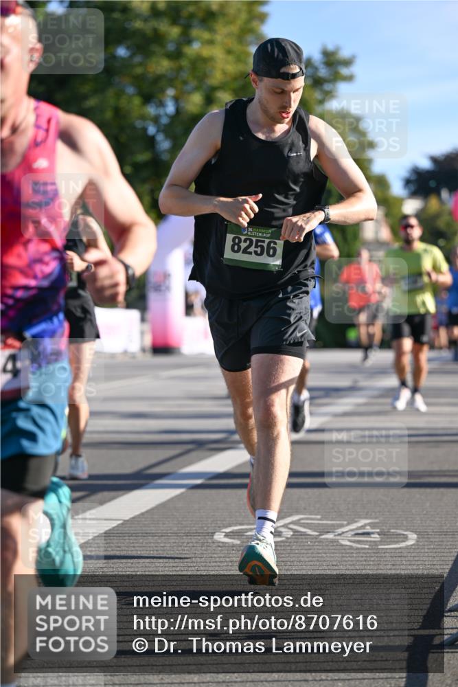 07.09.2025 - BARMER Alsterlauf Dr. Thomas Lammeyer http://msf.ph/oto/8707616 07.09.2025 09:28:19 Laufen 36, 8256 meine-sportfotos.de