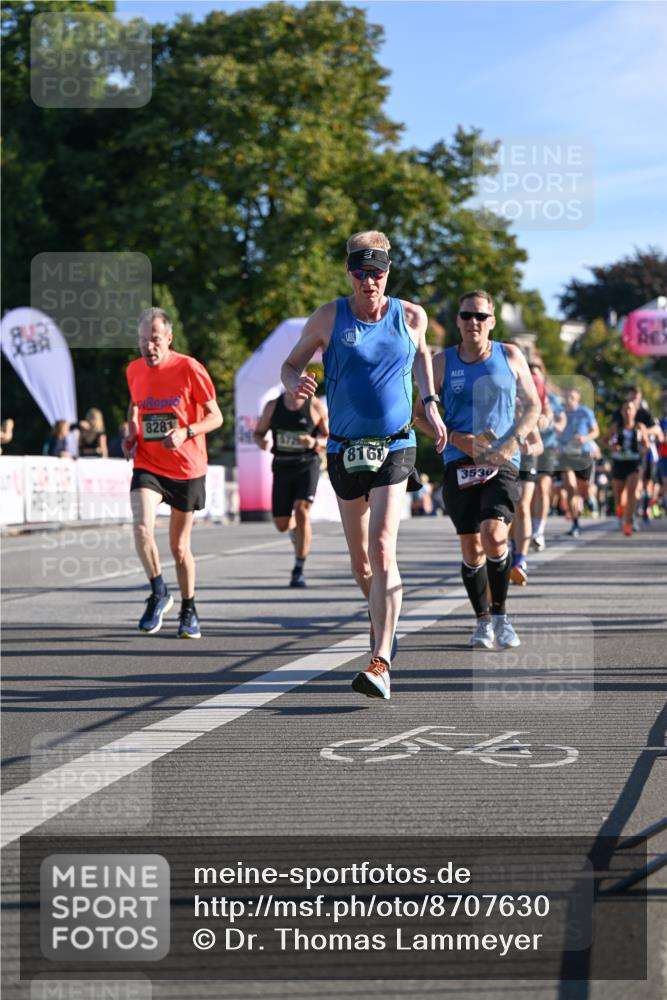 07.09.2025 - BARMER Alsterlauf Dr. Thomas Lammeyer http://msf.ph/oto/8707630 07.09.2025 09:28:24 Laufen 8281, 816, 3530, 64 meine-sportfotos.de