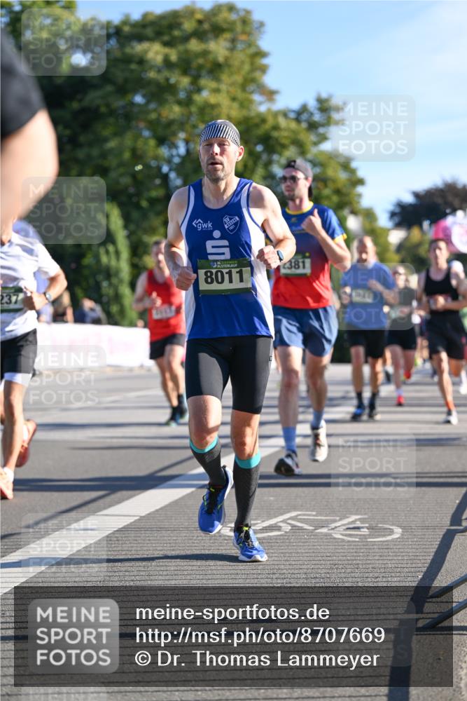 07.09.2025 - BARMER Alsterlauf Dr. Thomas Lammeyer http://msf.ph/oto/8707669 07.09.2025 09:28:31 Laufen 8011, 381 meine-sportfotos.de