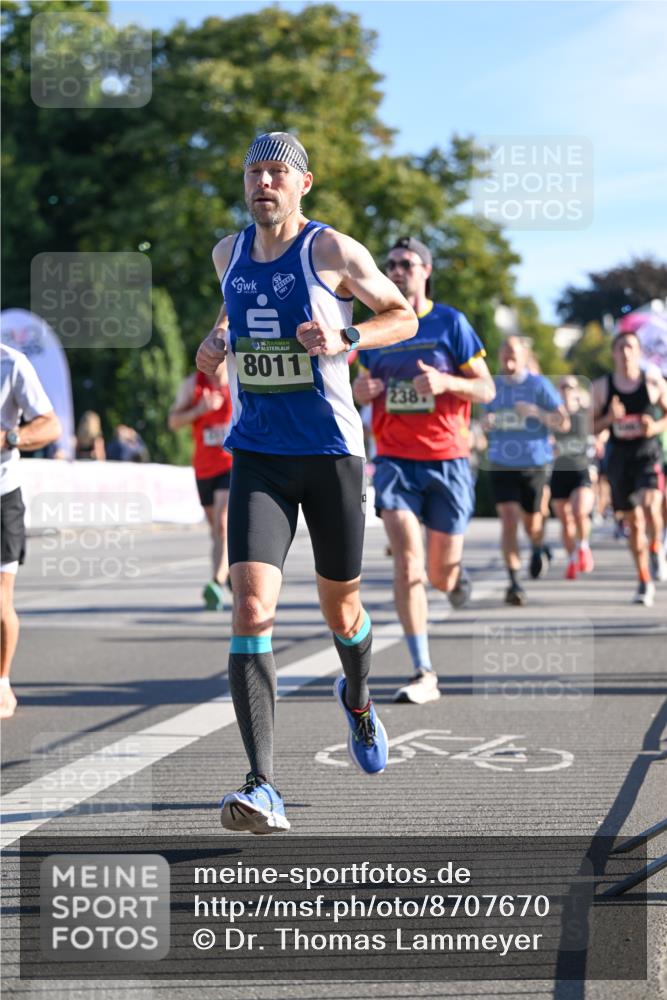 07.09.2025 - BARMER Alsterlauf Dr. Thomas Lammeyer http://msf.ph/oto/8707670 07.09.2025 09:28:32 Laufen 8011, 238 meine-sportfotos.de