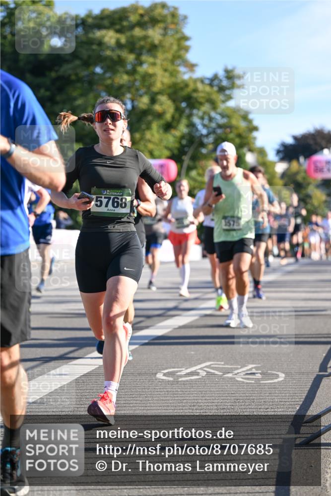 07.09.2025 - BARMER Alsterlauf Dr. Thomas Lammeyer http://msf.ph/oto/8707685 07.09.2025 09:28:35 Laufen 36, 5768, 1575 meine-sportfotos.de