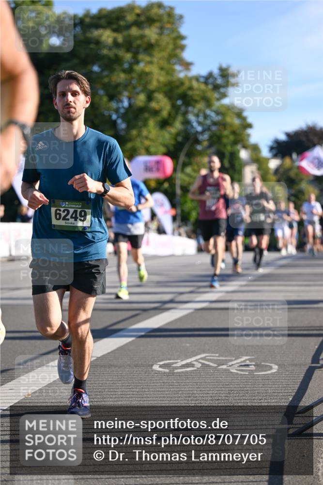 07.09.2025 - BARMER Alsterlauf Dr. Thomas Lammeyer http://msf.ph/oto/8707705 07.09.2025 09:28:38 Laufen 36, 6249, 554 meine-sportfotos.de