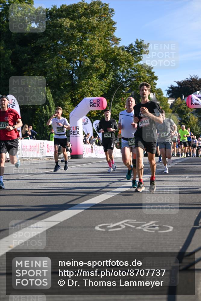 07.09.2025 - BARMER Alsterlauf Dr. Thomas Lammeyer http://msf.ph/oto/8707737 07.09.2025 09:28:44 Laufen 4274, 4358, 6298, 475, 5044, 54, 2541, 1130 meine-sportfotos.de