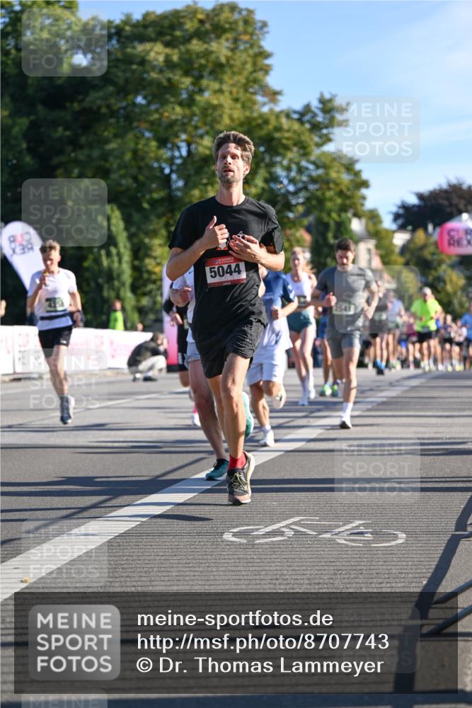 07.09.2025 - BARMER Alsterlauf Dr. Thomas Lammeyer http://msf.ph/oto/8707743 07.09.2025 09:28:45 Laufen 5044 meine-sportfotos.de