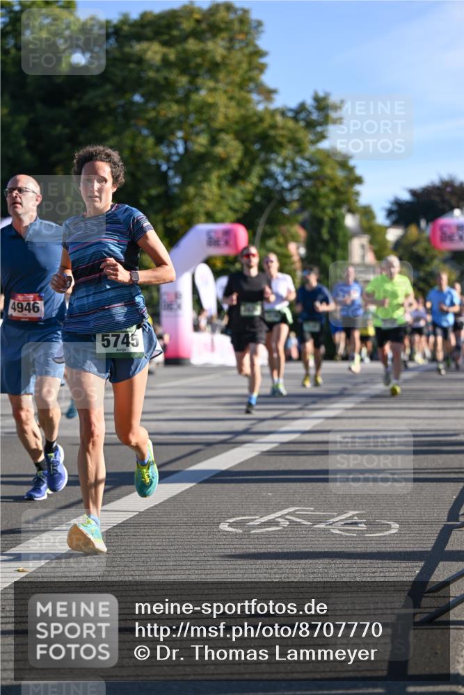 07.09.2025 - BARMER Alsterlauf Dr. Thomas Lammeyer http://msf.ph/oto/8707770 07.09.2025 09:28:49 Laufen 4946, 5745, 564 meine-sportfotos.de
