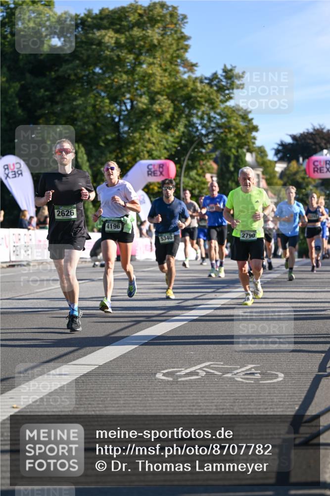 07.09.2025 - BARMER Alsterlauf Dr. Thomas Lammeyer http://msf.ph/oto/8707782 07.09.2025 09:28:51 Laufen 2626, 4196, 5340, 2790, 54 meine-sportfotos.de