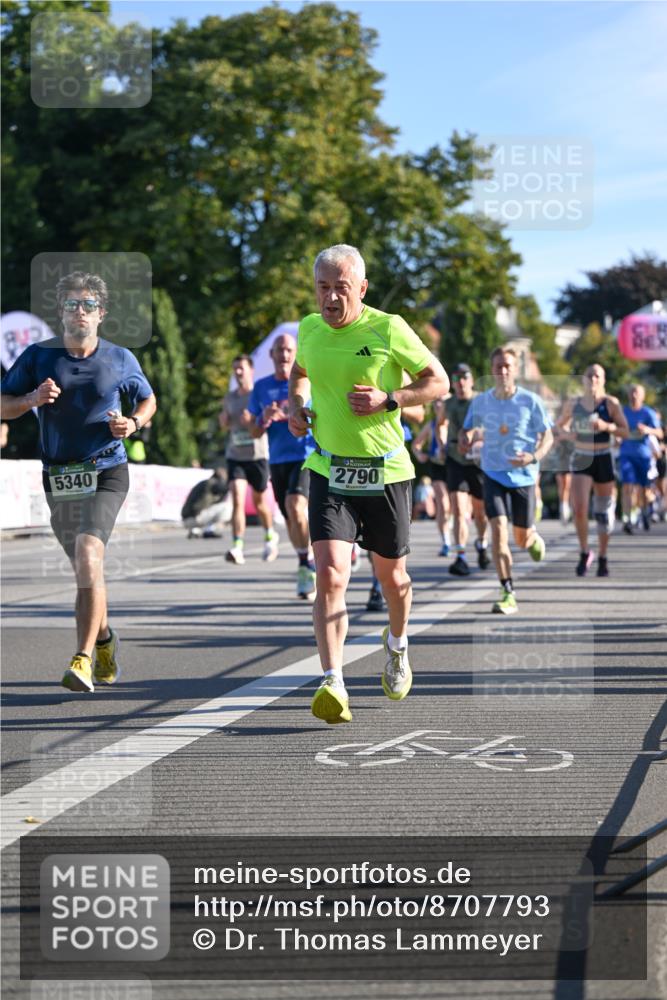 07.09.2025 - BARMER Alsterlauf Dr. Thomas Lammeyer http://msf.ph/oto/8707793 07.09.2025 09:28:52 Laufen 5340, 2790 meine-sportfotos.de