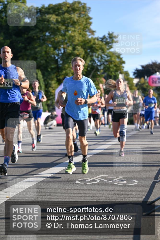 07.09.2025 - BARMER Alsterlauf Dr. Thomas Lammeyer http://msf.ph/oto/8707805 07.09.2025 09:28:54 Laufen 4524, 8293 meine-sportfotos.de
