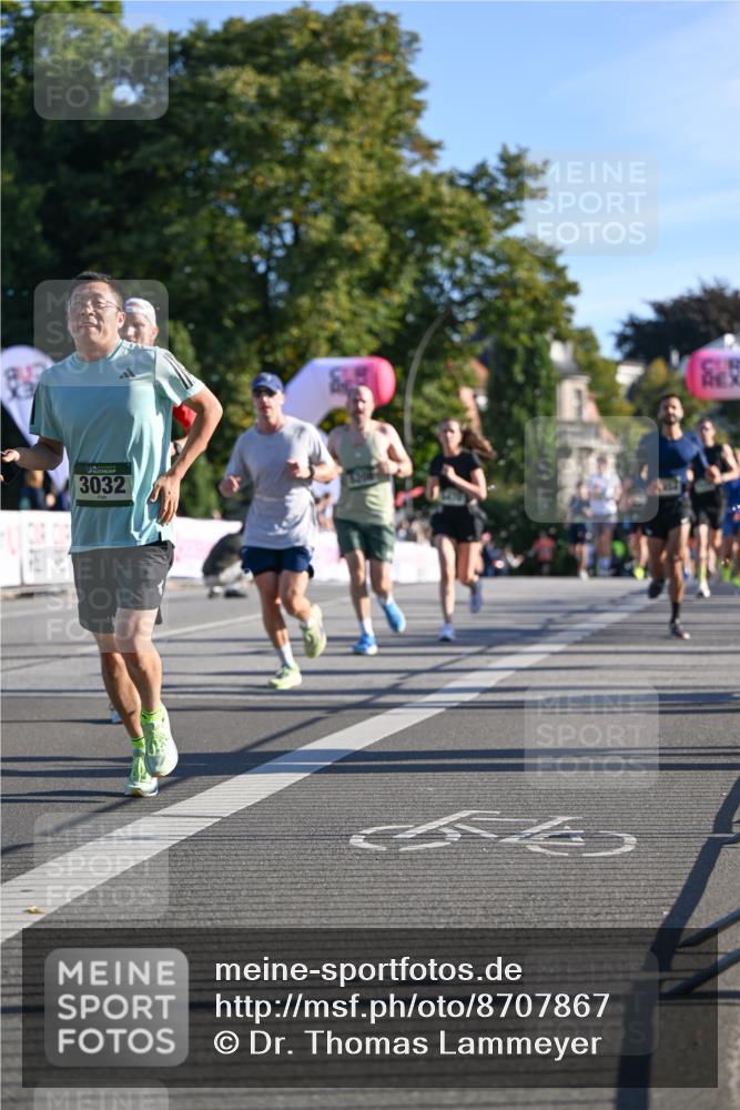 07.09.2025 - BARMER Alsterlauf Dr. Thomas Lammeyer http://msf.ph/oto/8707867 07.09.2025 09:29:05 Laufen 3032, 59 meine-sportfotos.de